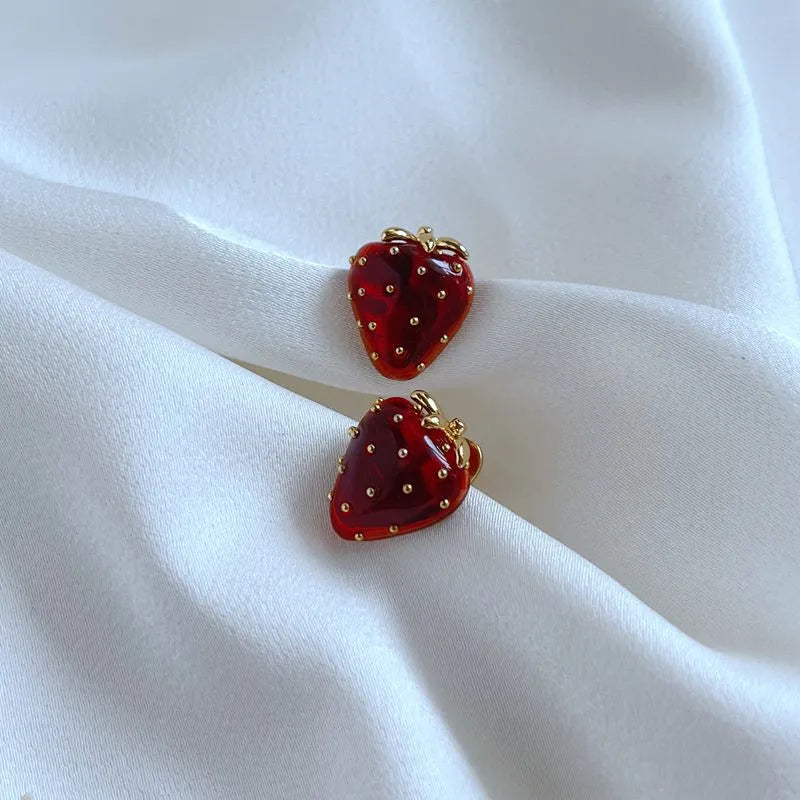 Aretes con diseño de fresa - Dressygt