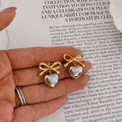 Aretes con diseño de moño y corazón - Dressygt