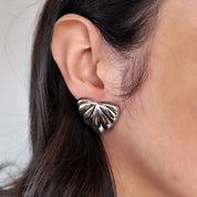 Aretes con diseño de hoja - Dressygt