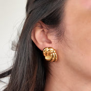 Aretes geométricos con líneas curvas - Dressygt