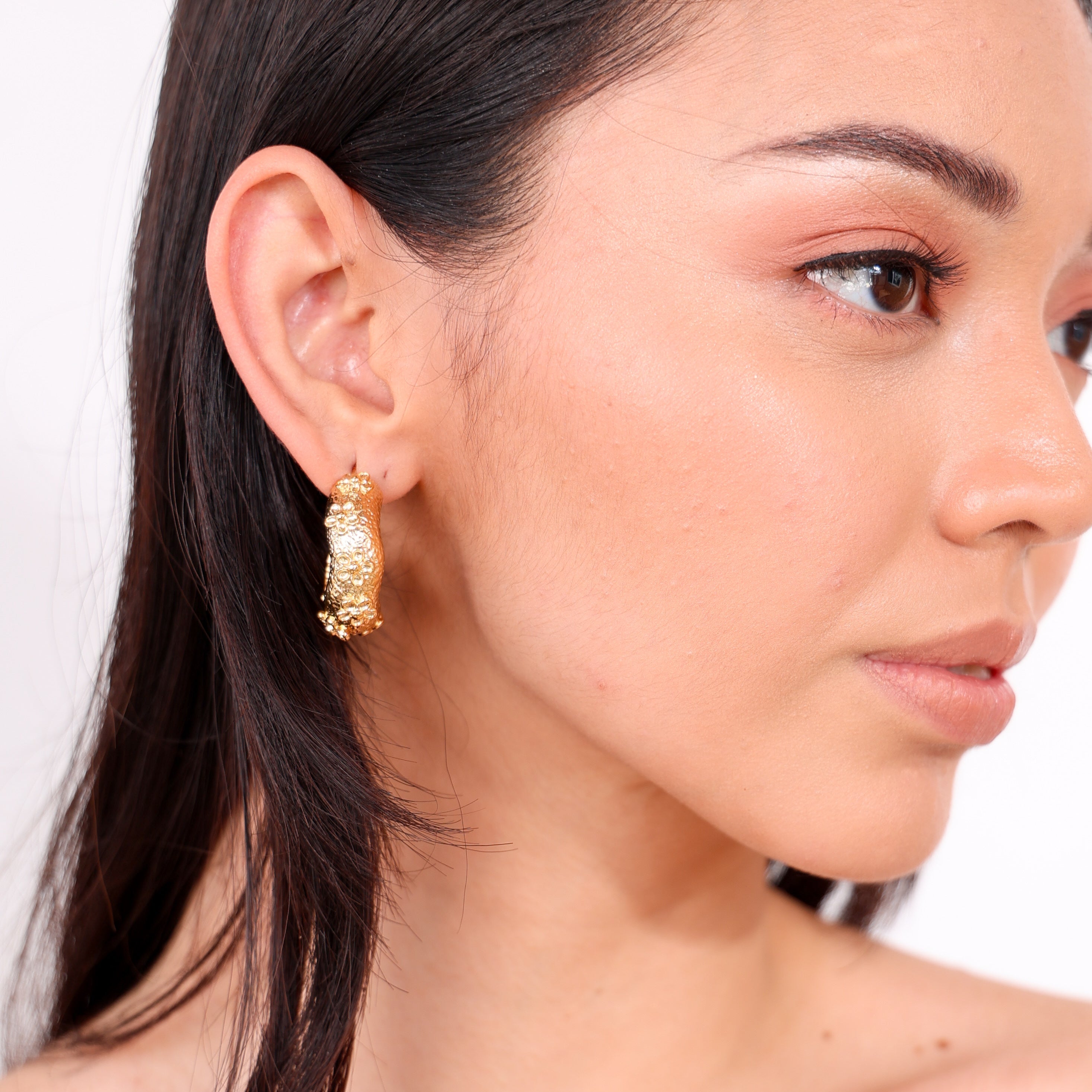 Argollar chuncky con relieve - Dressygt