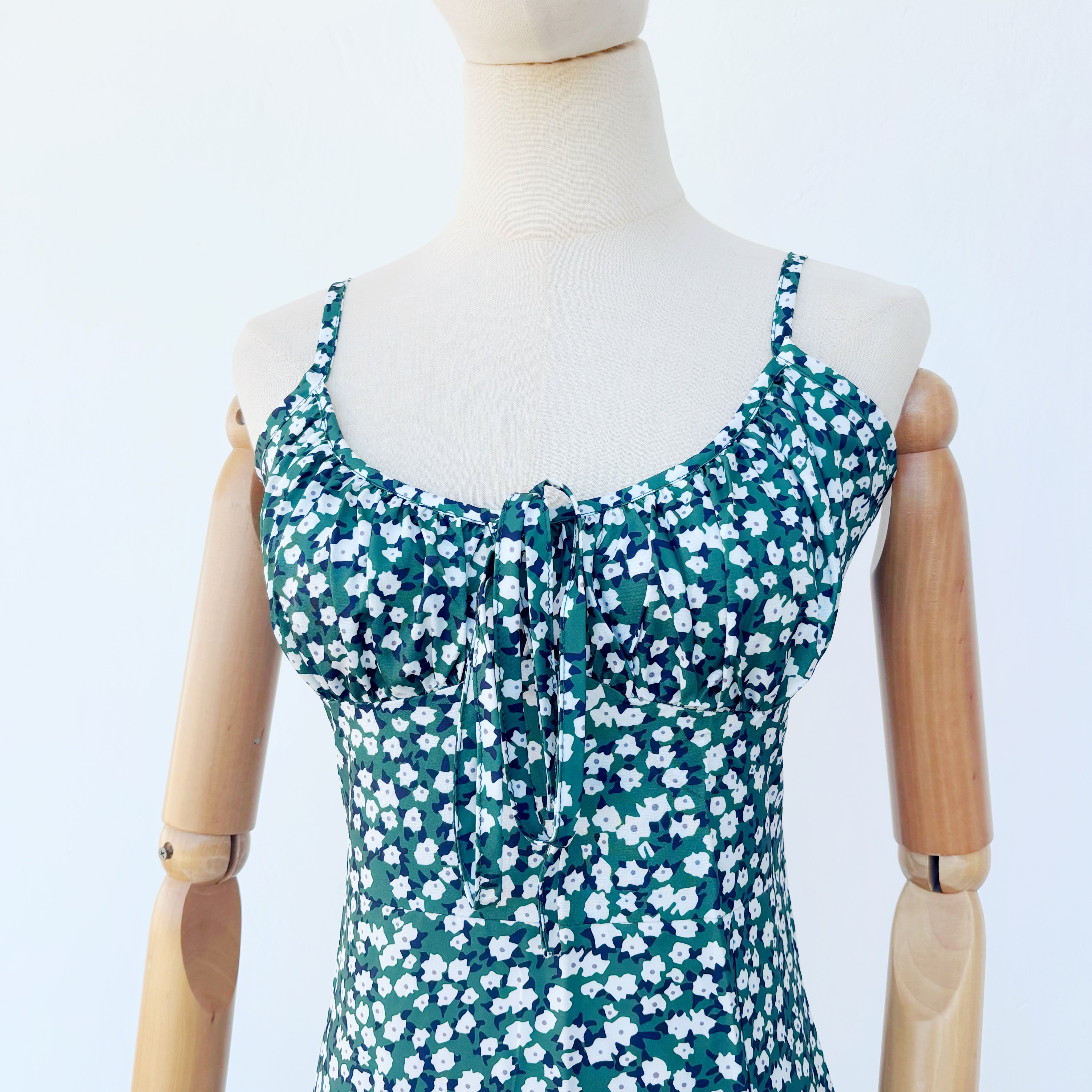 Vestido largo floteado - Dressygt