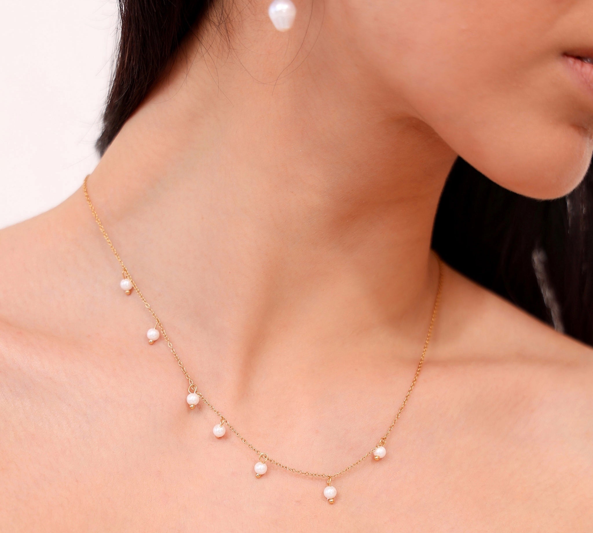 Choker dorado con perlas - Dressygt