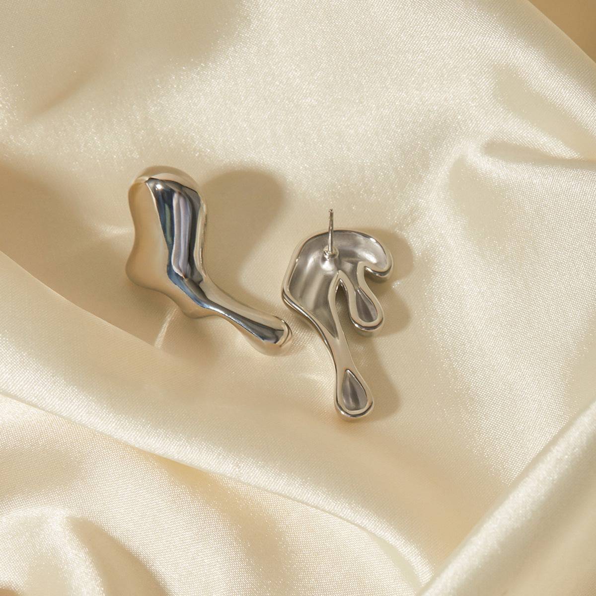 Aretes con diseño irregular - Dressygt