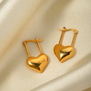 Aretes pequeños con diseño de corazón - Dressygt
