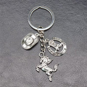 Llavero con dijes de vaqueros - Dressygt