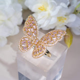 Anillo con diseño de mariposa