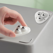 Ruedas giratorias autoadhesivas