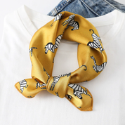 Pañuelo con diseño de cebras - Dressygt
