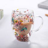 Taza de cristal de flores