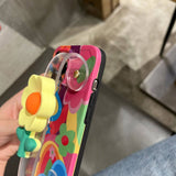 Case con diseño de flores
