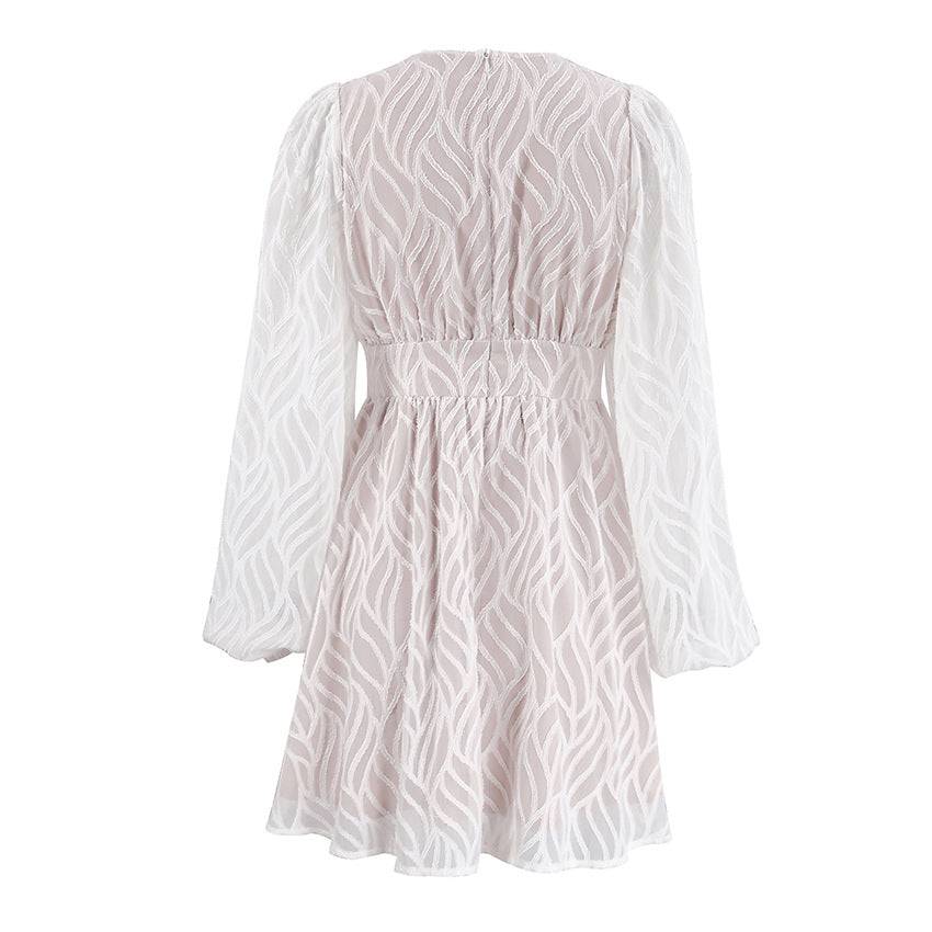 Vestido corto de manga largaron escote en V - Dressygt
