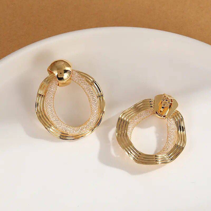 Aretes Con Textura Redonda