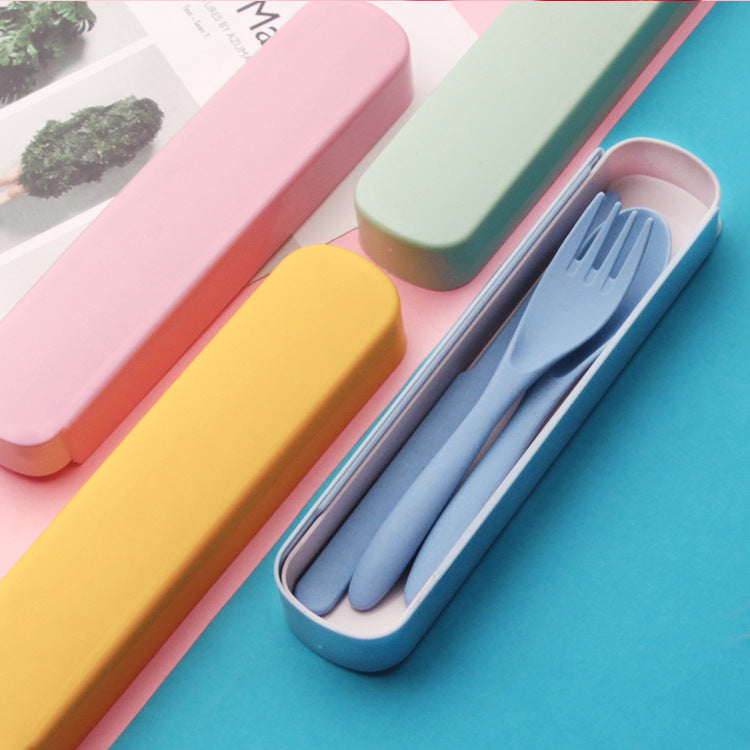 Set de cubiertos con case