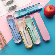 Set de cubiertos con case