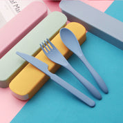 Set de cubiertos con case