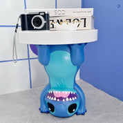 Mesa de noche con diseño de Stitch