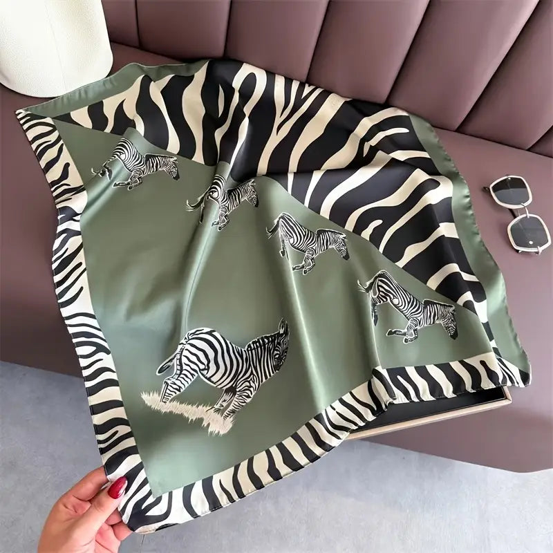 Pañuelo verde estampado