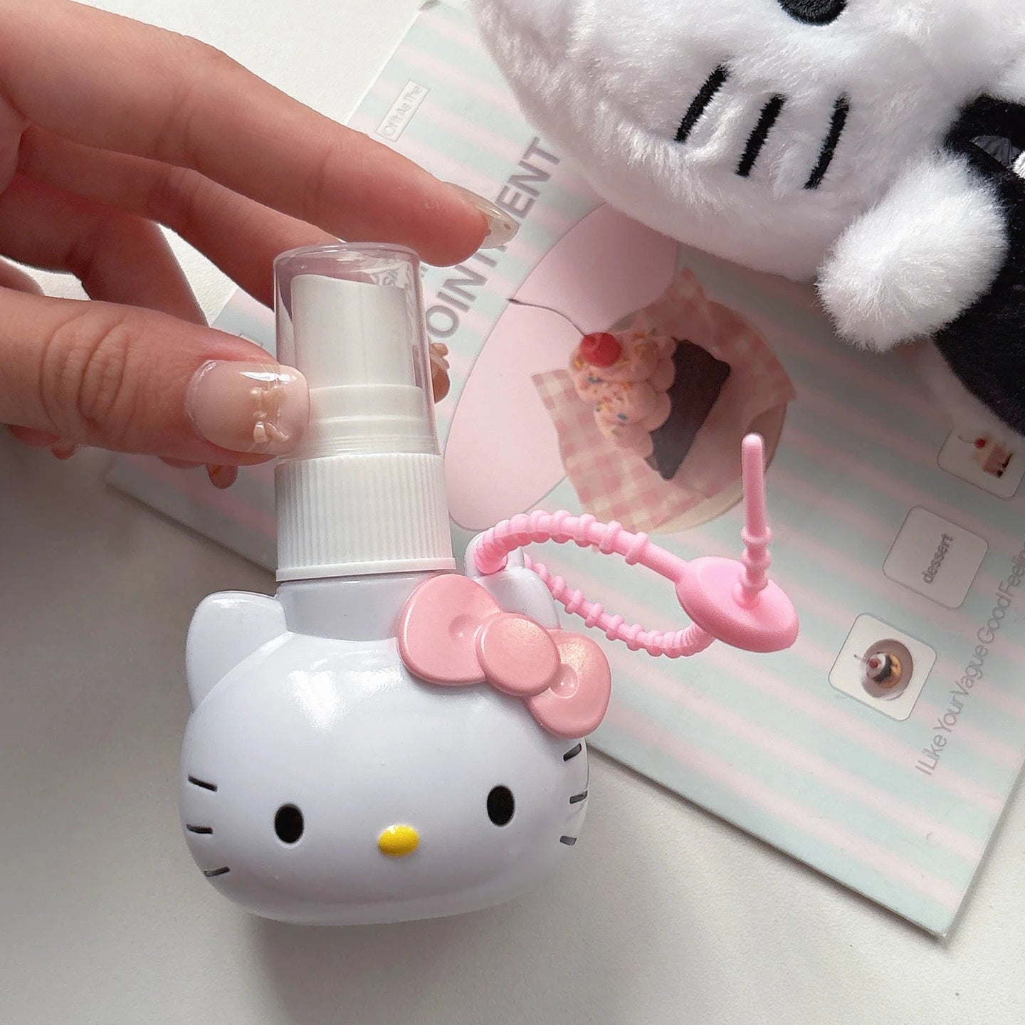 Dispensador de spray con forma de personajes - Dressygt