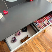Vanity con espejo led y 5 gavetas - Dressygt