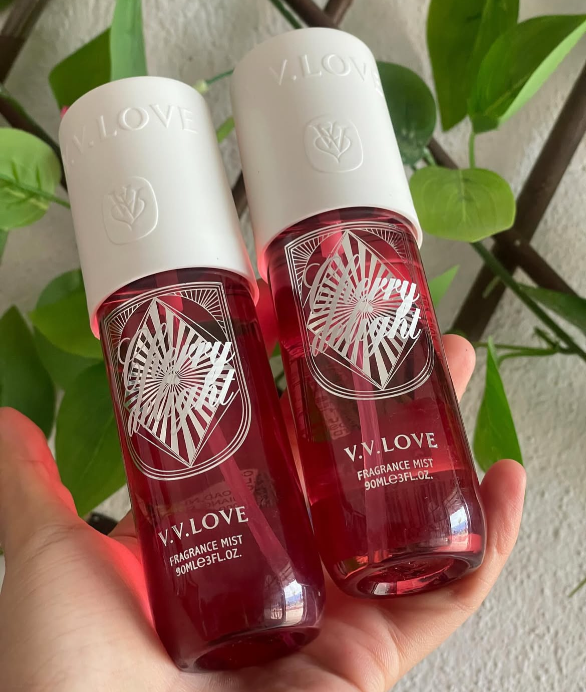 Splash Cherry Delight de V.V. Love