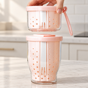 Set de recipiente pequeño y mediano con escurridor y cubiertos