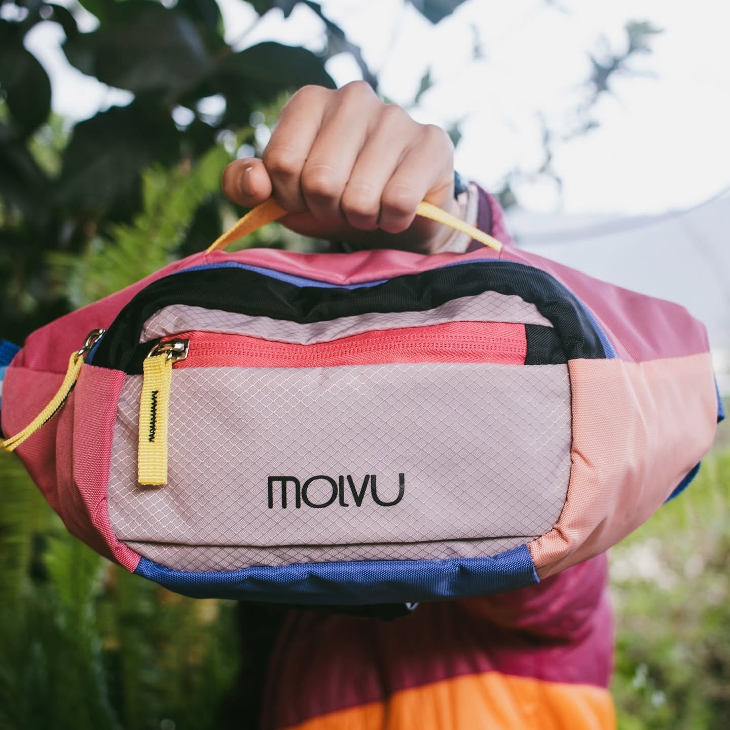 Cangurera deportiva MOLVU
