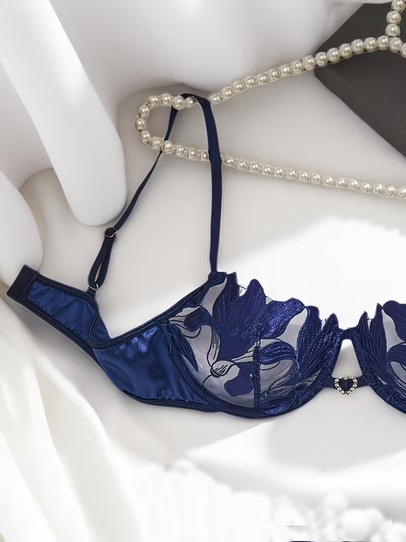 Conjunto de lencería de encaje floral