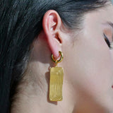 Aretes colgante dorados rectangular