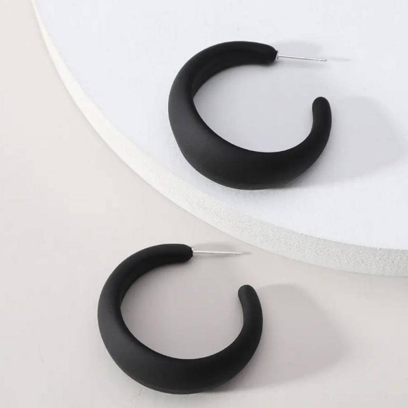 Argollas minimalistas de colores