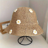 Sombrero con corazones y flores