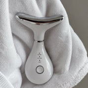 Masajeador facial eléctrico efecto lifting