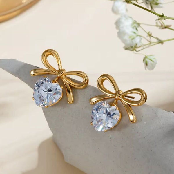 Aretes con diseño de moña