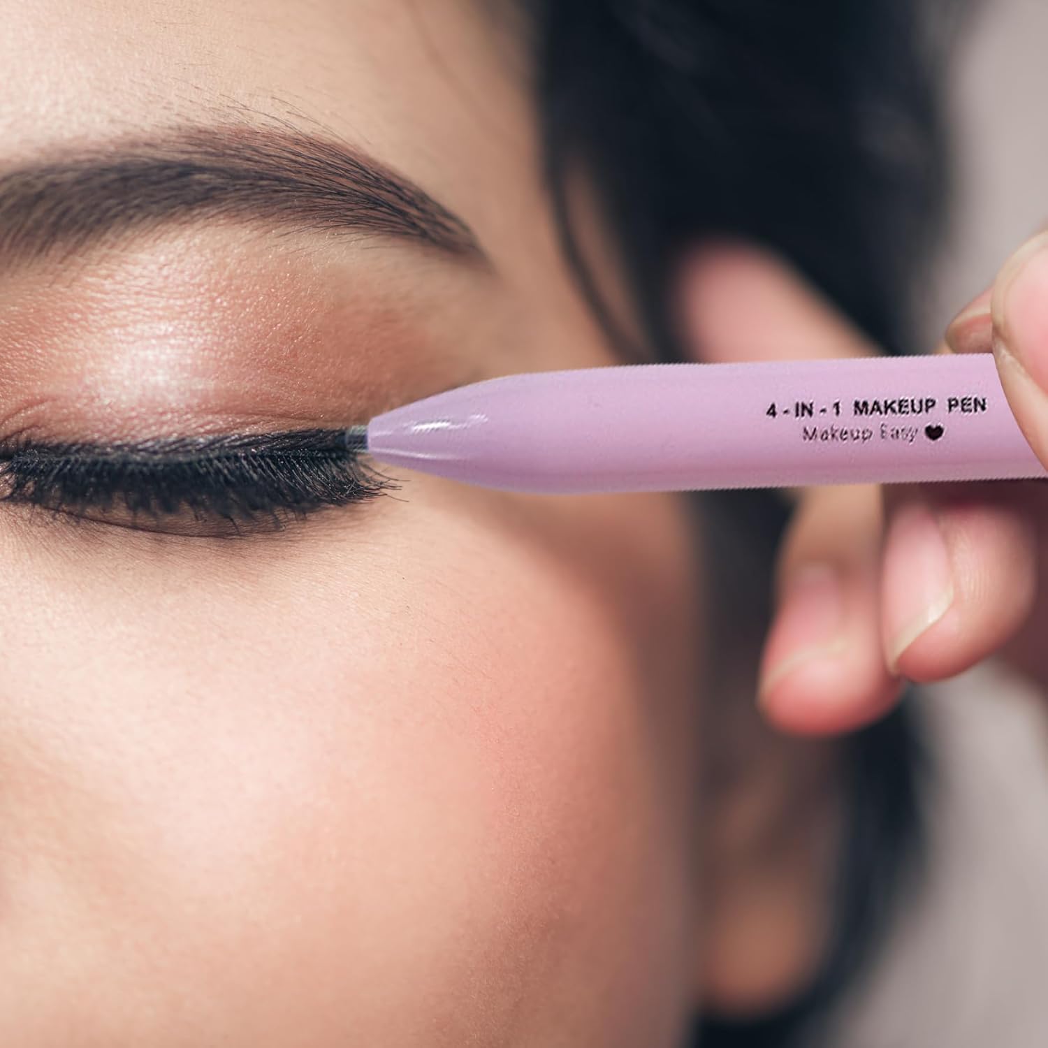 Lápiz de maquillaje 4 en 1