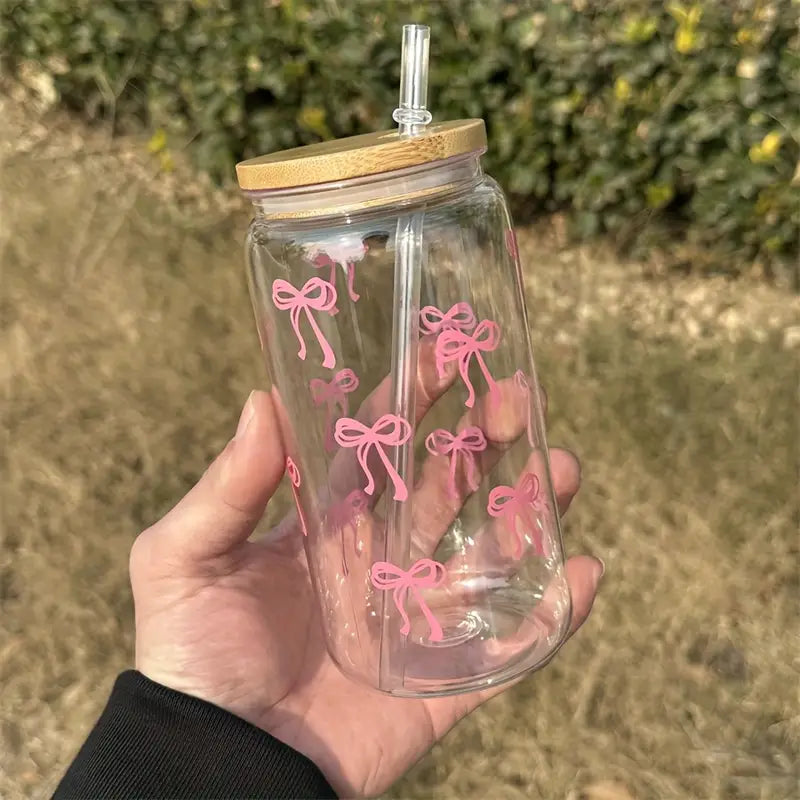 Vaso de vidrio con diseño de moñas