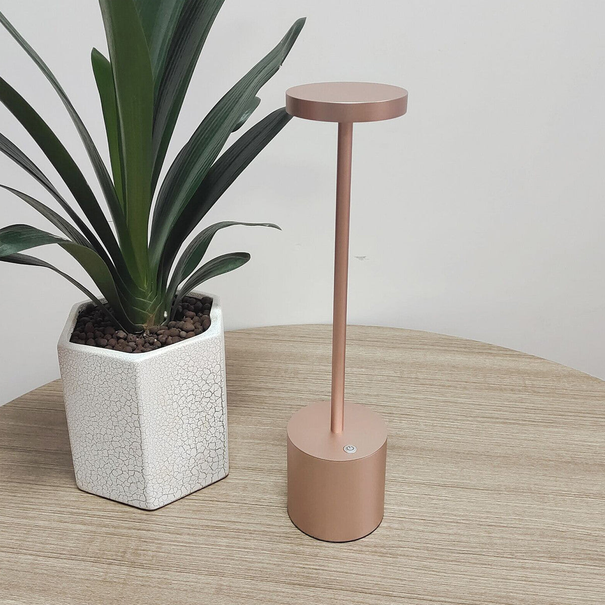 Lámpara LED recargable touch - Dressygt