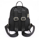 Mini mochila con múltiples espacios