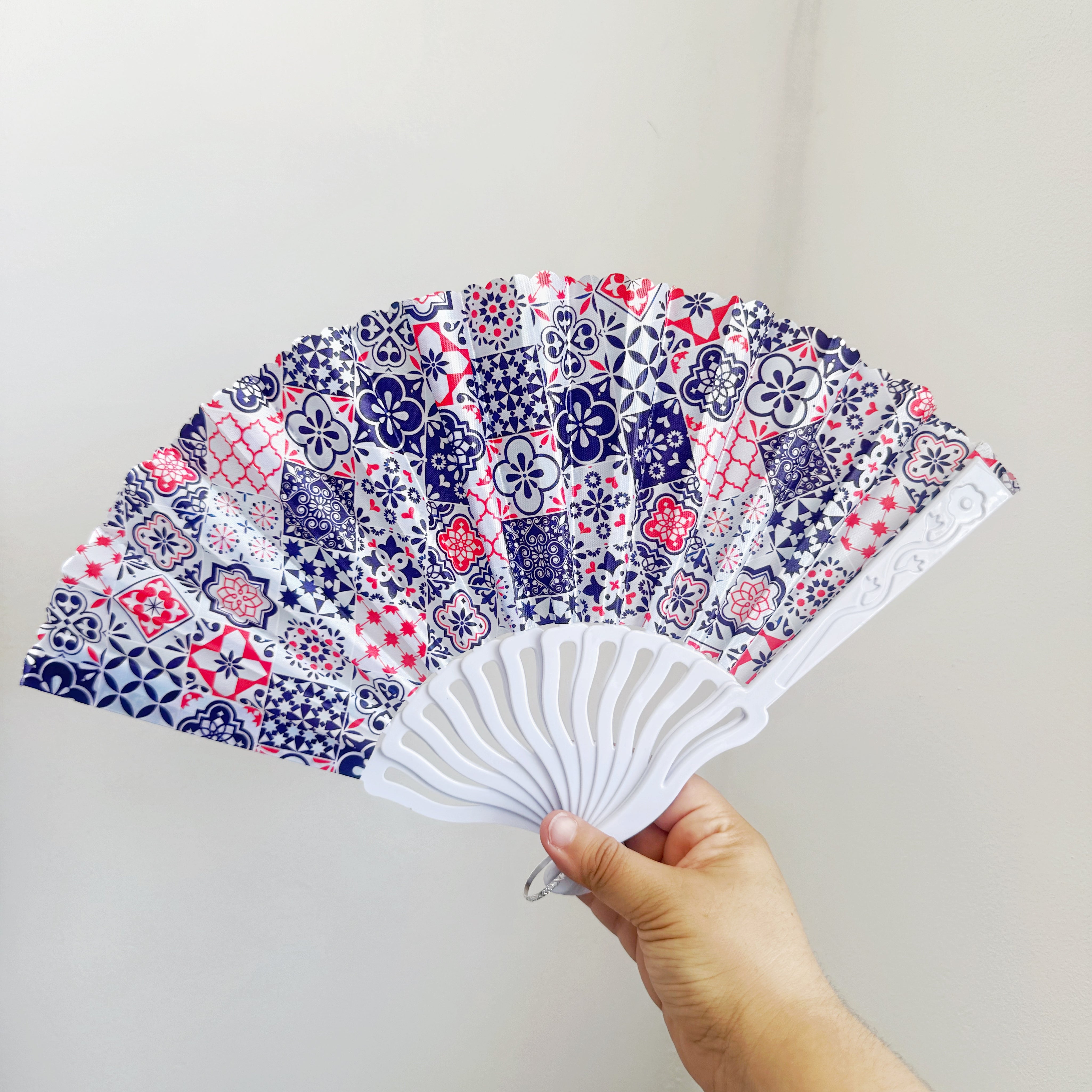 Abanico plegable con estampado de mosaico - Dressygt
