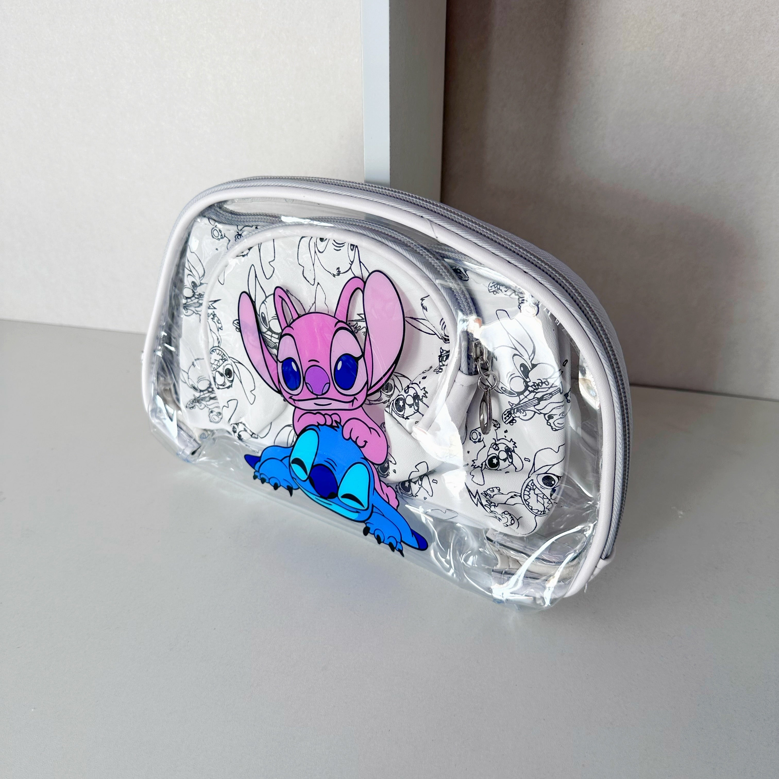 Set de 3 cosmetiqueras de Stitch