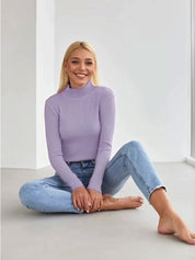 Blusa de cuello alto y manga larga