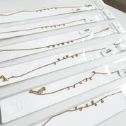 Tobillera dorada con dijes 5 diferentes estilos aleatorio - Dressygt