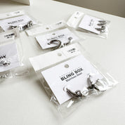 Aretes de argolla plateados estilo aleatorio 5 opciones - Dressygt