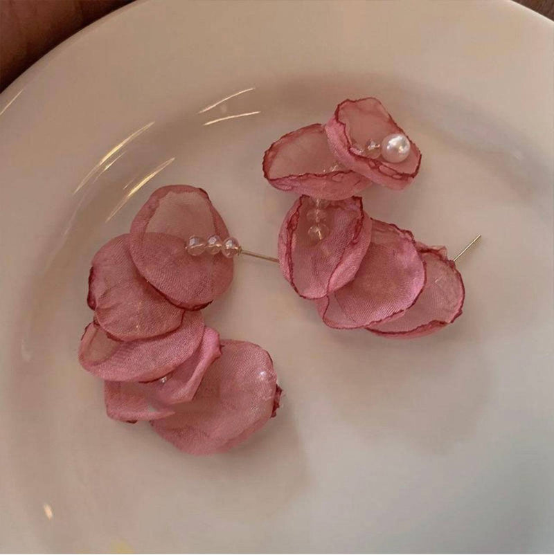 Aretes minimalistas con perlas