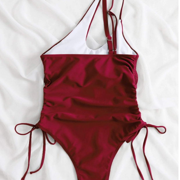 Traje de baño con tirante cruzado