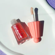 Lip gloss hidratante con efecto glitter