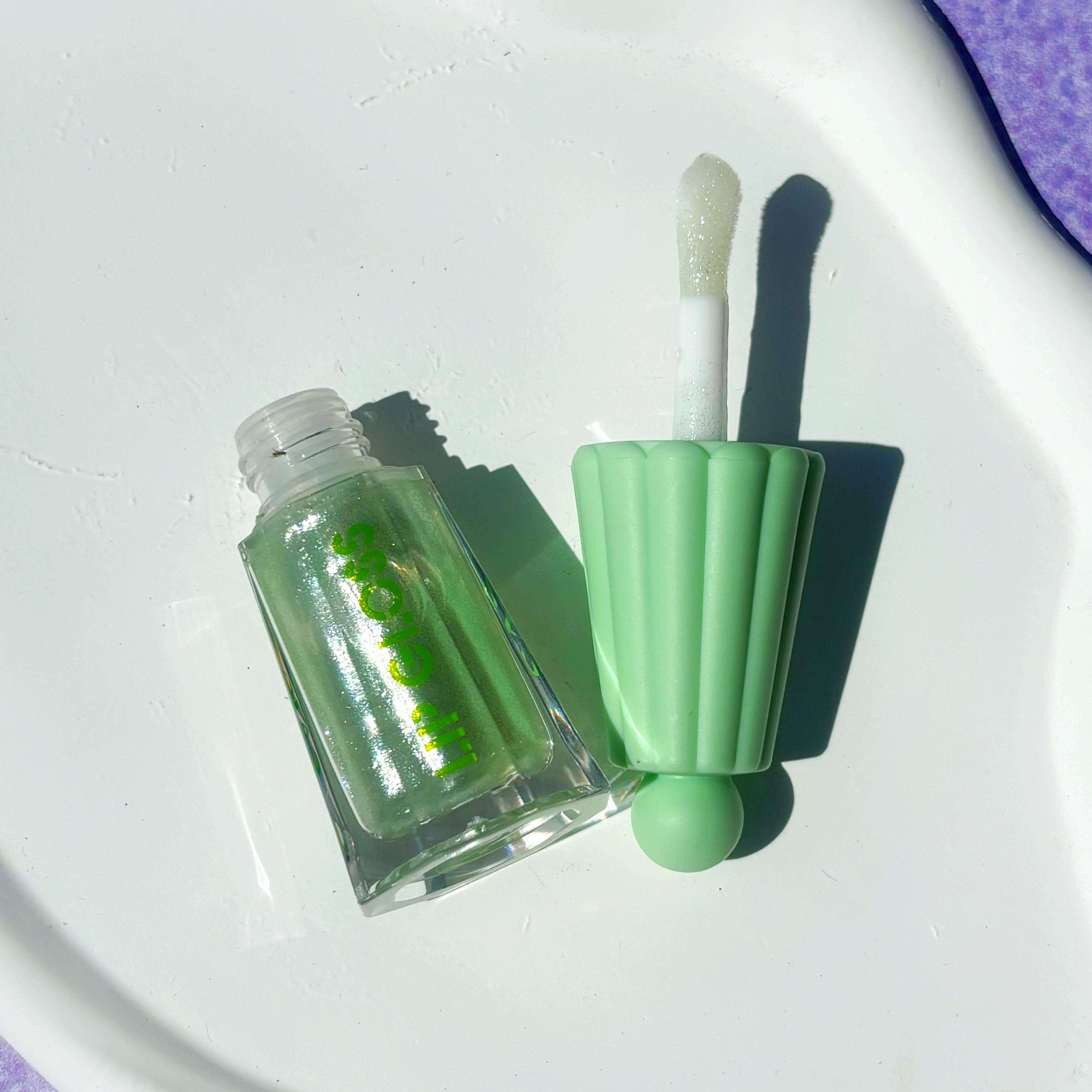 Lip gloss hidratante con efecto glitter