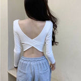 Crop top de espalda descubierta