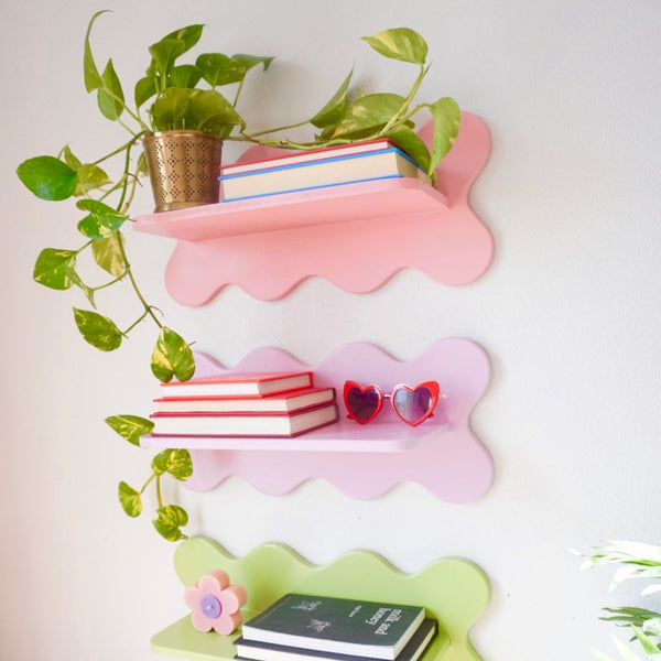 Estante de pared ondulado