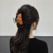 Gancho para cabello en forma de croissant