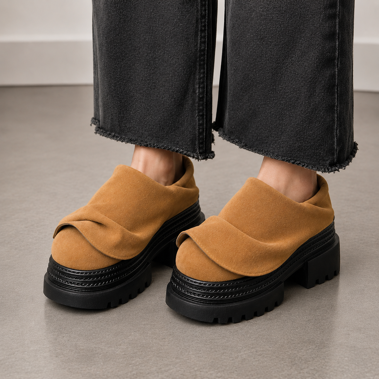 Zapatos de gamuza con suela chunky